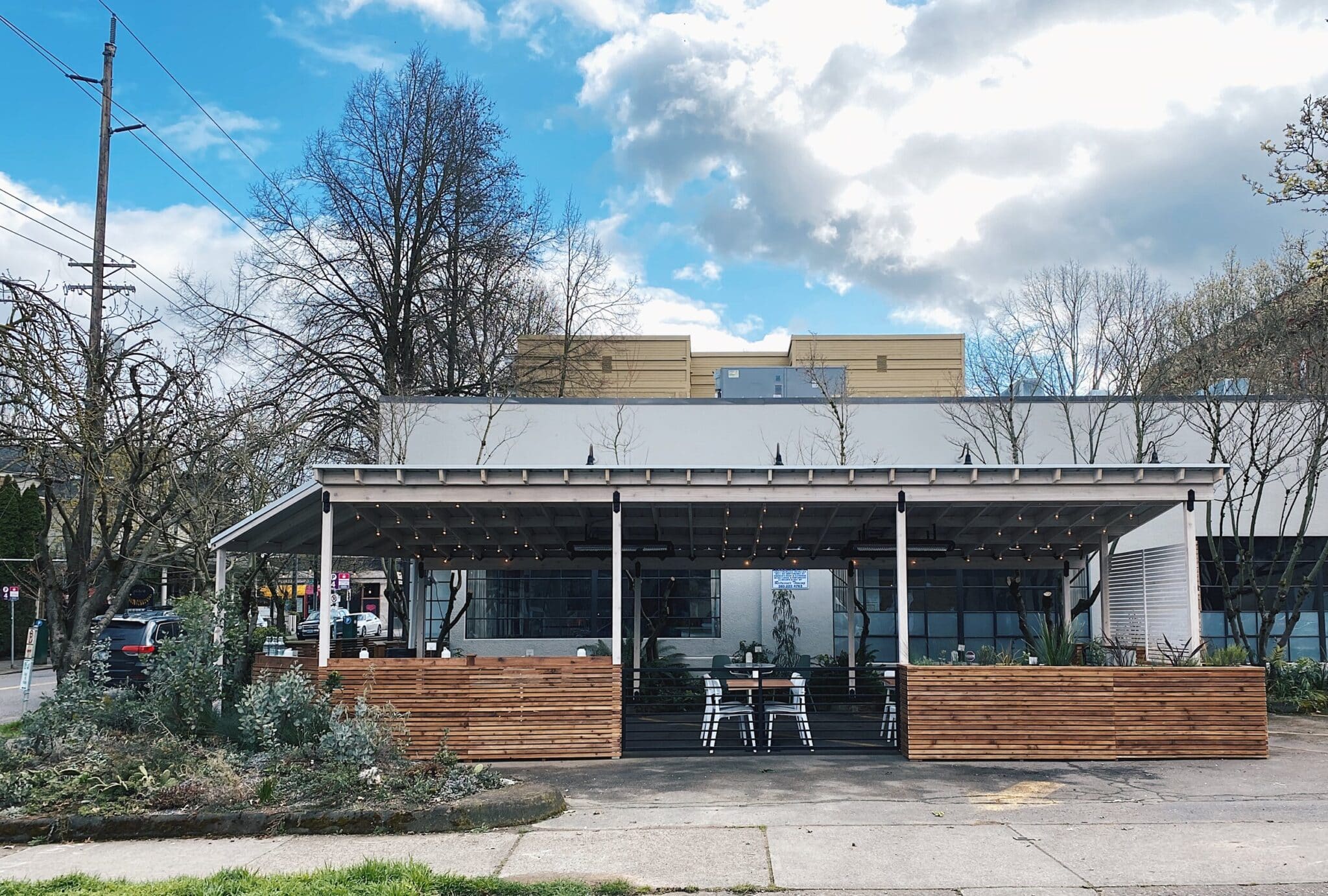 Bar West - Portland’s bustling Slab Town / Nob Hill neighborhood,