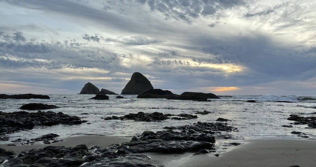 A beautiful blue sunset on the rocky Oregon Coast