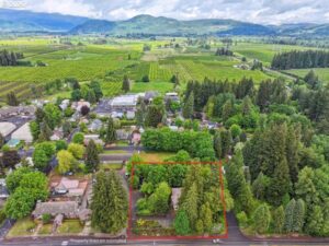 marked location of the Old Parkdale Inn in the Upper Hood River Valley